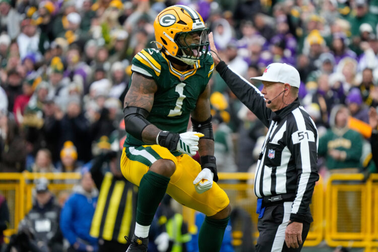 Emanuel Wilson runs for 107 yards and 2 TDs as Packers pound Vikings 23